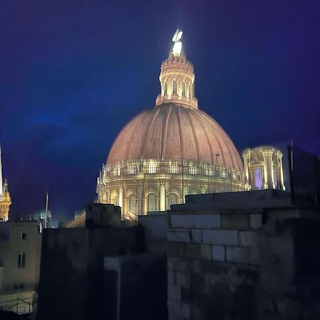 Cozy Charming Apartment In Old Bakery Street La La Valletta Esterno foto